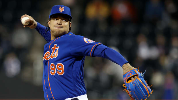 Oct 4, 2022; New York City, New York, USA; New York Mets starting pitcher Taijuan Walker (99) pitches against the Washington Nationals during the first inning at Citi Field.